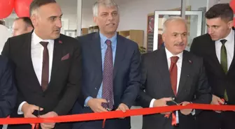 Aksaray'da 100 yeni kütüphane projesi kapsamında halk kütüphanesi açıldı