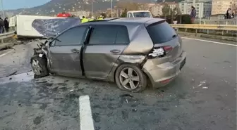 Rize'de otomobil minibüse çarptı: 4 yaralı