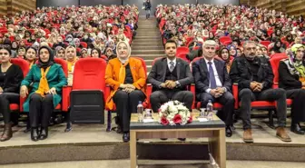 Van Büyükşehir Belediyesi Kadına Yönelik Şiddete Karşı Seminer Düzenledi