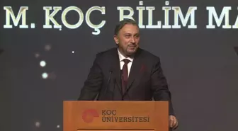 2023 Yılı Koç Üniversitesi Rahmi M. Koç Bilim Madalyası'nın Sahibi Prof. Dr. Ayşe Zarakol Oldu