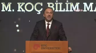 2023 Yılı Koç Üniversitesi Rahmi M. Koç Bilim Madalyası'nın Sahibi Prof. Dr. Ayşe Zarakol Oldu