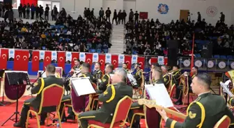 Ordu Bölge Bandosu Hakkari'de Konser Verdi