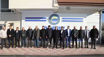 Çubuk Belediye Başkanı Baki Demirbaş, Ticaret Borsasını ziyaret etti