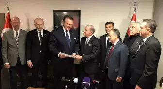 Beşiktaş Başkan Adayı Hasan Arat, yönetim kurulu listesini teslim etti