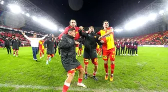 Göztepe Teknik Direktörü Stoilov, Tuzlaspor maçında değişikliklere imza attı