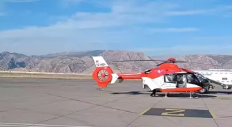 Şırnak'ta düşen çocuk ambulans helikopterle Elazığ'a sevk edildi