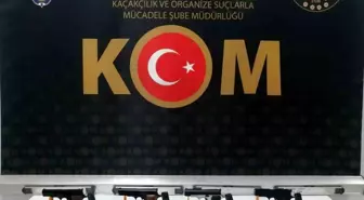 Trabzon'da 9 Tabanca Yakalandı, 3 Kişi Gözaltına Alındı