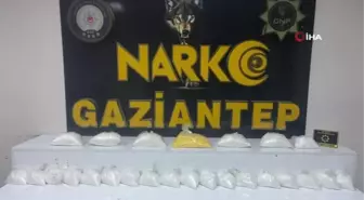 Gaziantep'te Uyuşturucu Operasyonu: 14 Kilo Metamfetamin ve 1320 Adet Extacy Ele Geçirildi