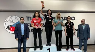 Gülşen Degener 3 Bant Bilardo Kadınlar Türkiye Şampiyonası'nda birinci oldu