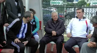 Pendik Belediyesi Ampute Futbol Takımı ile İstanbul Anadolu Adalet Sarayı'nda görevli hakim ve savcılar arasında Dünya Engelliler Günü maçı düzenlendi