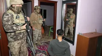 Tarsus'ta PKK/KCK operasyonu: 4 şüpheli gözaltına alındı
