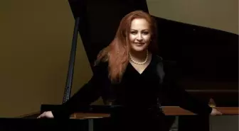 Mehveş Emeç, Dünya Kadın Hakları Günü için konser verecek