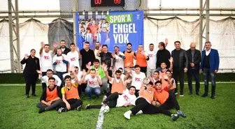 Tuzla'da Özel Çocuklar İle Futbol Maçı Düzenlendi