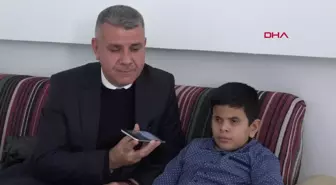 Görme engelli öğrenci müzik yeteneğiyle dikkat çekiyor