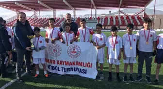 Ağrı'da gençler değerli zamanlarını değerlendiriyor