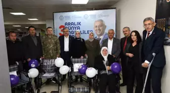 Afyonkarahisar Belediyesi Engellilere Ücretsiz Tekerlekli Sandalye Dağıttı