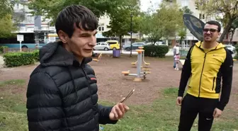 Görme engelli atletin çalınan telefonu üzüntü yaratıyor