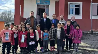 Ağrı Kaymakamı, Tutak köylerindeki okulları ziyaret etti