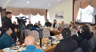 Engelli Milletvekili Öncü, Engelliler Günü'nde gazetecilerle bir araya geldi