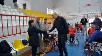 Sorgun Kaymakamı Engellilerle Basketbol ve Voleybol Oynadı