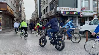 Kırklareli'nde görme engelliler bisiklete bindi