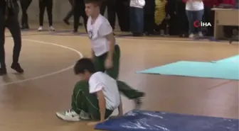 Tuzla'da 3 Aralık Dünya Engelliler Günü Programı düzenlendi