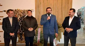 Balıkesirli Kardiyoloji Uzmanı Doç. Dr. Eyüp Avcı'ya Yenice'de Cadde İsmi Verildi