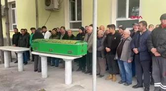 Eskişehir'de kayıp gençlerin cenazesi toprağa verildi