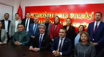 Marmaris Belediye Başkanı Oktay yeniden aday olduğunu açıkladı