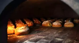 Zeytinburnu Tarihi Merkezefendi Fırını'nda Geleneksel Ekmek Atölyesi Başlıyor