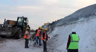 Çeşmeli-Erdemli-Silifke-Taşucu Otoyolu Projesi'nde çalışmalar yeniden başladı