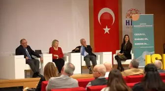 Çorum'da Cumhuriyetin Kadınları Paneli Gerçekleştirildi
