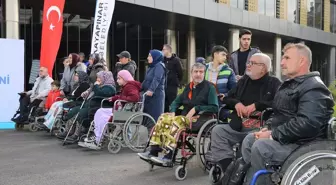 Diyarbakır'da 100 bedensel engelliye akülü araç hediye edildi