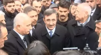 Eski Diyanet İşleri Başkanı Lütfü Doğan'ın cenazesi toprağa verildi