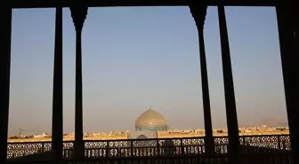İsfahan'daki Ali Kapu Sarayı geçmişten bugüne ihtişamını koruyor