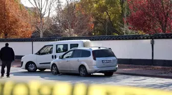 Konya'da polis kovalamacası: Şüpheli otomobil lastiklere ateş açılarak durduruldu