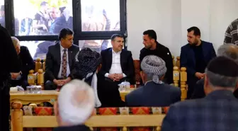 Şırnak Valisi Cevdet Atay, yangında hayatını kaybeden Kenan Yorga'nın ailesine taziye ziyaretinde bulundu