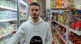 Sultangazi'de Hırsız, Çaldığı Ürünleri Göğsüne Saklayarak Kaçtı