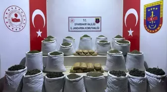 Diyarbakır'da 915 kilogram uyuşturucu madde ele geçirildi