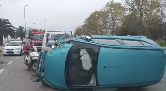 İstanbul Kartal'da park halindeki araca çarparak devrilen otomobilin sürücüsü yaralandı