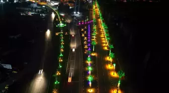 Menemen Belediyesi, ışıklandırma ve peyzaj çalışmasıyla şehri güzelleştiriyor