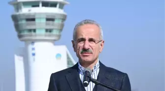 Uraloğlu: 11 ayda hava yolu ile seyahat eden yolcu sayısı 199 milyonu geçti