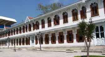 Yıldız sarayı giriş ücreti ne kadar? Yıldız Sarayı hangi günlerde açık?