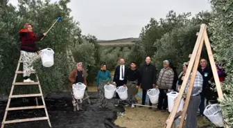 Manisa Büyükşehir Belediyesi Tarım İşçilerine Koruyucu Malzemeler Dağıttı