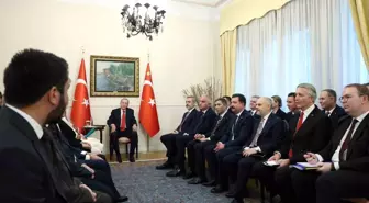 Cumhurbaşkanı Erdoğan Türkiye'nin Atina Büyükelçiliği'ni ziyaret etti