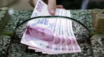 Merkez Bankası yeni 200 TL'lik banknotları tedavüle sürdü