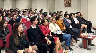 Zonguldak'ta üniversite öğrencilerine özgeçmiş ve mülakat eğitimi