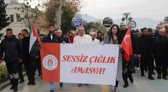 Amasya Üniversitesi İsrail'in Gazze'ye yönelik saldırılarını protesto etti