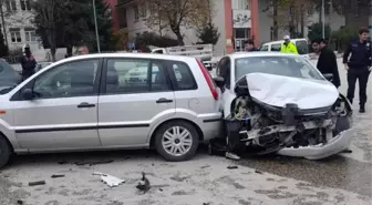 Bilecik'te trafik kazasında 3 kişi yaralandı