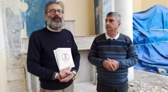 İskenderun Latin Katolik Kilisesi'nin tarihi kitaplaştırıldı